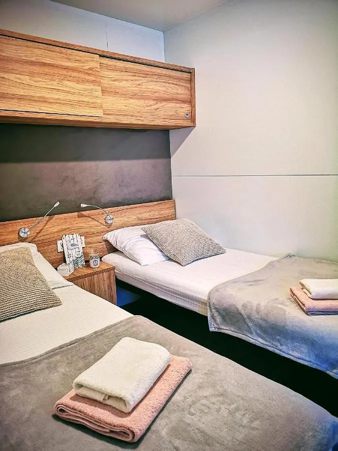 J & R Mobile Homes Biograd Na Moru 0*,